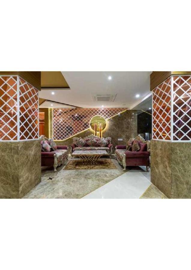 Hotel Shivay President Ujjain Eksteriør bilde