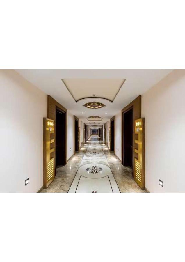 Hotel Shivay President Ujjain Eksteriør bilde